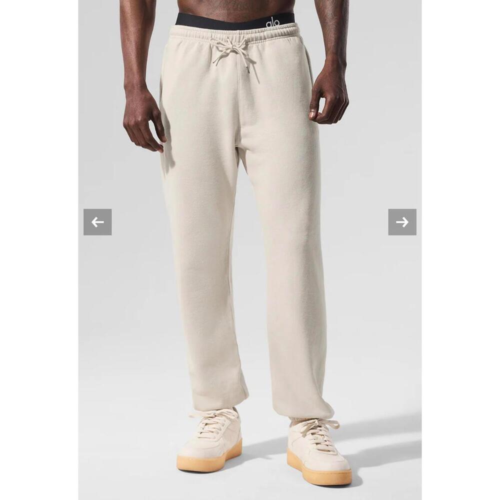 ALO Yoga Cream Sweatpants